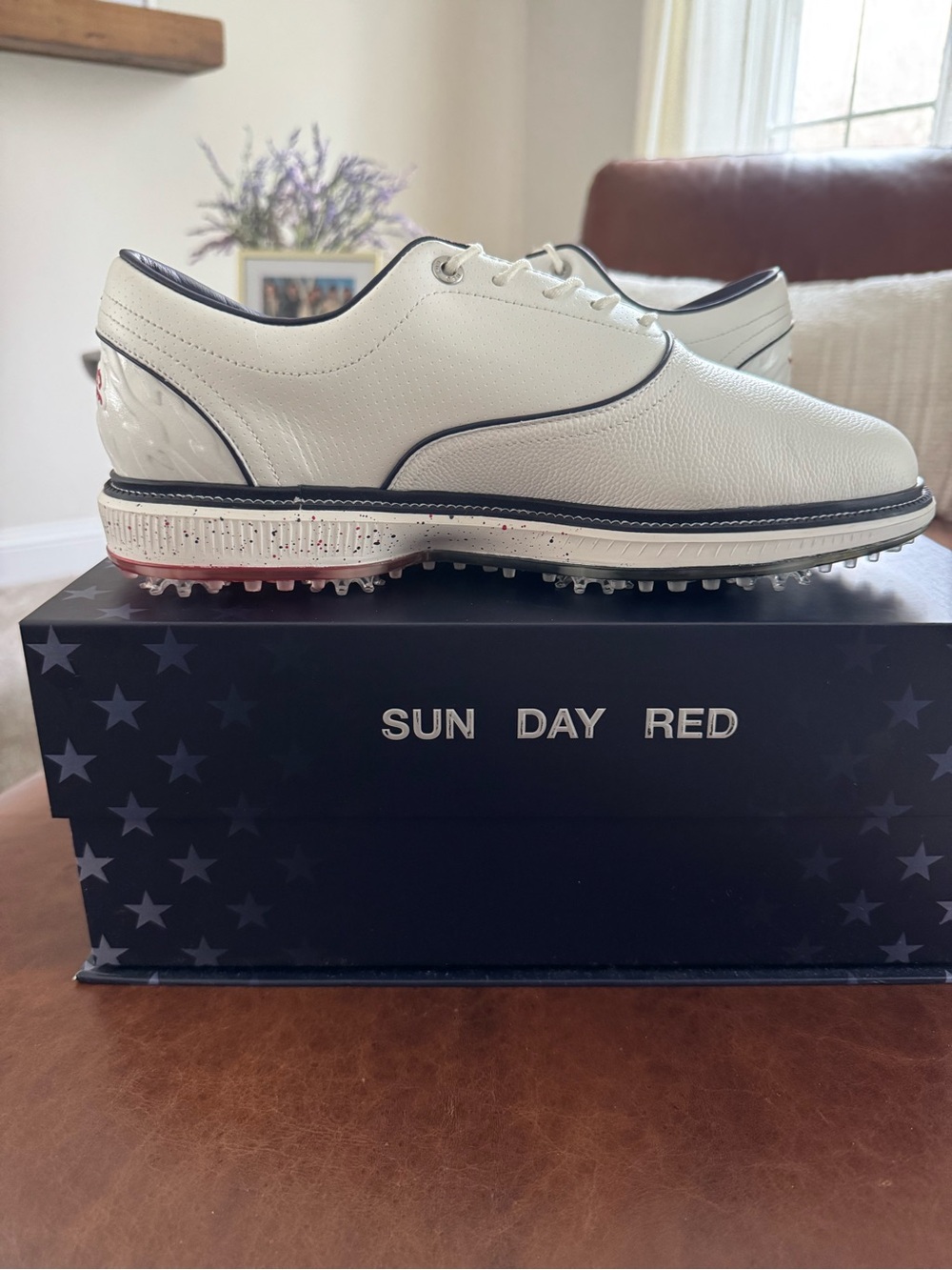 NEW Sun Day Red Pioneer Cypress LE Golf Shoes Tiger Woods Men 9.5 USA